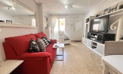 Resale - Townhouse - La Mata