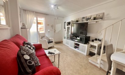 Resale - Townhouse - La Mata