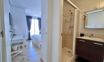 Resale - Townhouse - La Mata