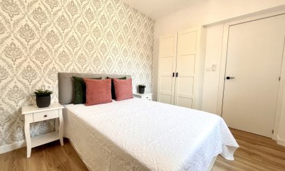 Resale - Townhouse - Playa Flamenca - 