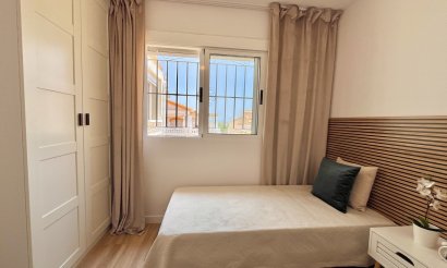 Resale - Townhouse - Playa Flamenca - 