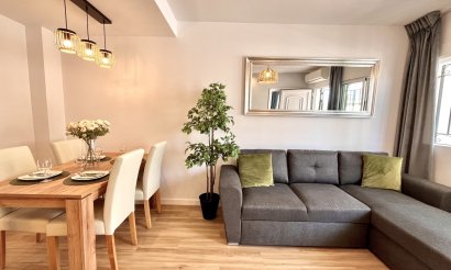 Resale - Townhouse - Playa Flamenca - 