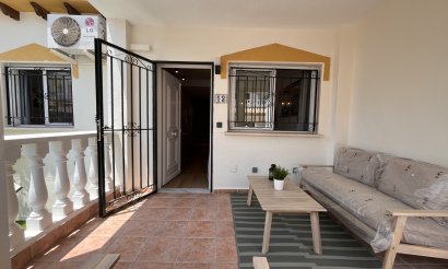 Resale - Townhouse - Playa Flamenca - 