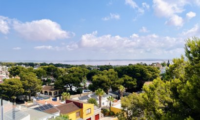 Resale - Villa - Los Balcones - 