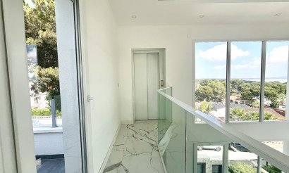 Resale - Villa - Los Balcones - 