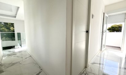 Resale - Villa - Los Balcones - 