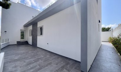 Resale - Villa - Los Balcones - 