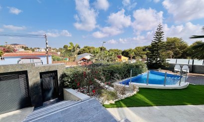Resale - Villa - Los Balcones - 