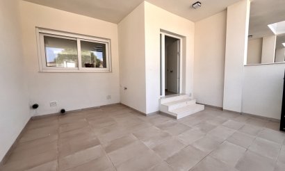 Resale - Townhouse - Pilar de la Horadada - 