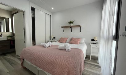 Resale - Villa - Los Balcones - 