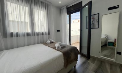 Resale - Villa - Los Balcones - 