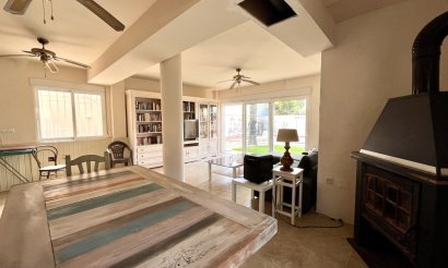 Resale - Villa - La Zenia - 