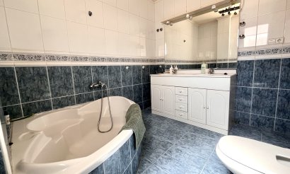 Resale - Villa - La Zenia - 