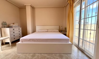 Resale - Villa - La Zenia - 