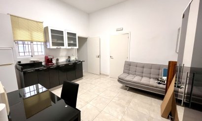 Resale - Commercial - Playa Flamenca - 