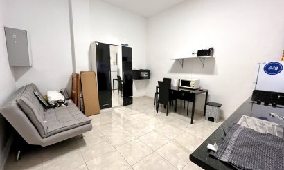 Resale - Commercial - Playa Flamenca - 