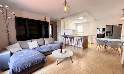 Resale - Villa - La Zenia - 