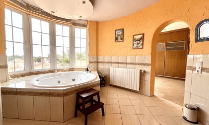 Resale - Villa - La Zenia - 