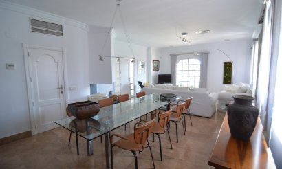 Använda fastigheter - Villa - Torrevieia - Torrevieja