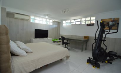 Använda fastigheter - Villa - Torrevieia - Torrevieja