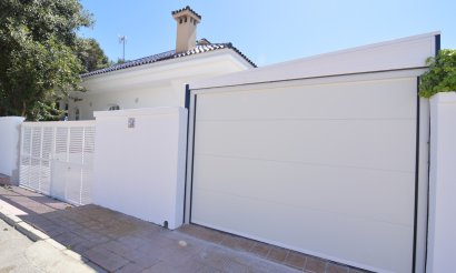 Använda fastigheter - Villa - Torrevieia - Torrevieja