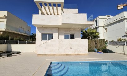 Resale - Villa - La Zenia - 