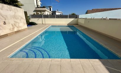 Resale - Villa - La Zenia - 