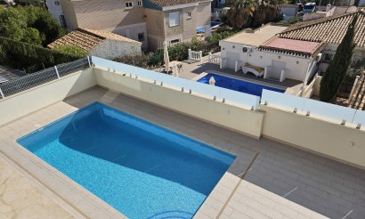 Resale - Villa - La Zenia - 