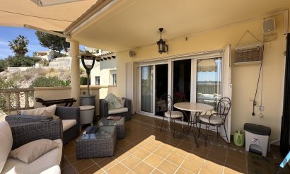 Resale - Villa - Villamartin