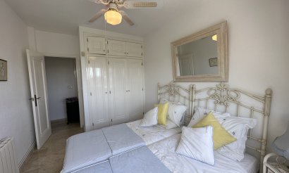 Resale - Villa - Villamartin