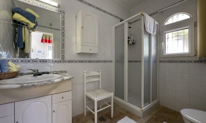 Resale - Villa - Villamartin