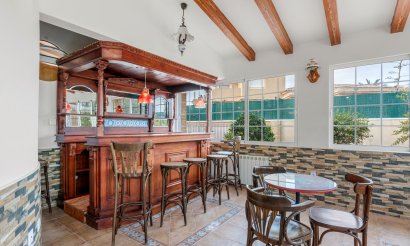 Använda fastigheter - Villa - Torrevieia - Torrevieja