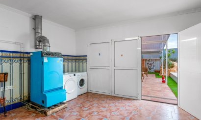 Använda fastigheter - Villa - Torrevieia - Torrevieja