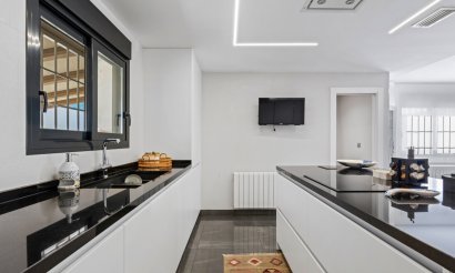 Resale - Villa - San Juan Alicante - Frank Espinós