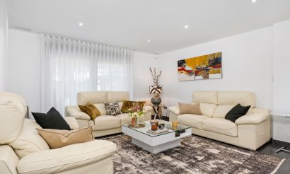 Resale - Villa - San Juan Alicante - Frank Espinós