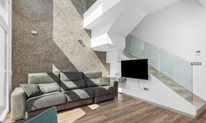 Resale - Villa - Ciudad Quesada - 