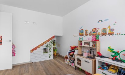 Resale - Villa - Ciudad Quesada - 