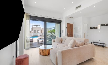 Använda fastigheter - Villa - Orihuela Costa - Villamartin