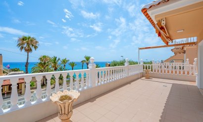 Resale - Villa - Torrevieia - Torrevieja
