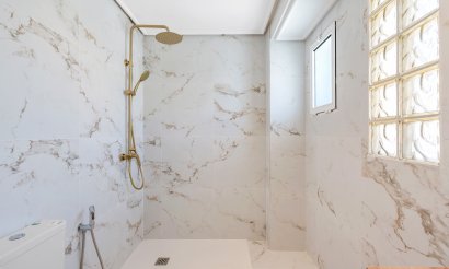 Resale - Villa - Torrevieia - Torrevieja