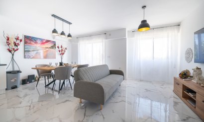 Resale - Apartment - Flat - Orihuela Costa - Punta Prima