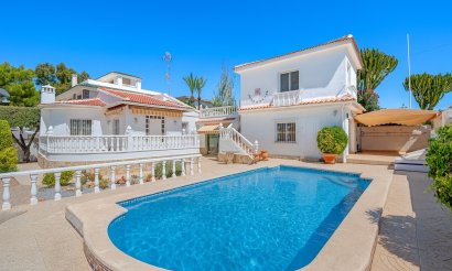 Resale - Villa - Ciudad Quesada - 