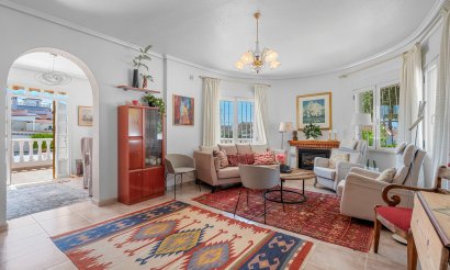 Resale - Villa - Ciudad Quesada - 