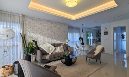 Resale - Villa - Ciudad Quesada - 