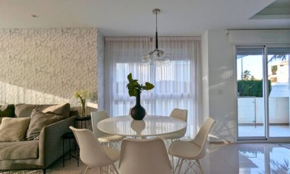 Resale - Villa - Ciudad Quesada - 