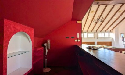 Resale - Villa - Mil Palmeras - 