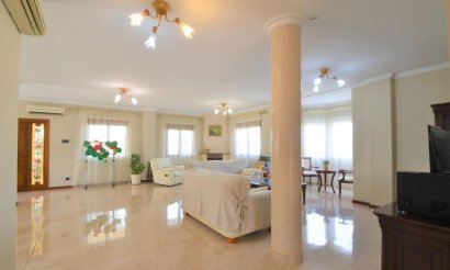 Resale - Villa - Ciudad Quesada - 