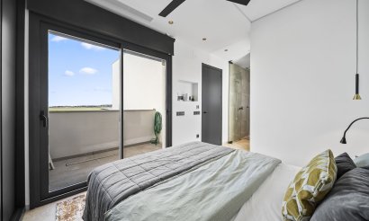 Resale - Villa - Ciudad Quesada - 