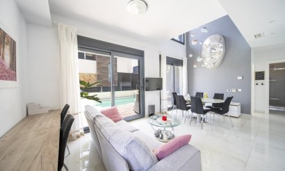 Resale - Villa - Orihuela Costa - Lomas De Cabo Roig