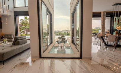 Resale - Villa - Orihuela Costa - Las Colinas Golf